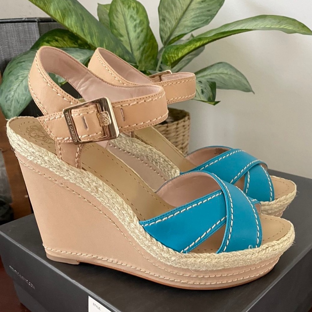 Vince Camuto Wedges Blue Size 7.5